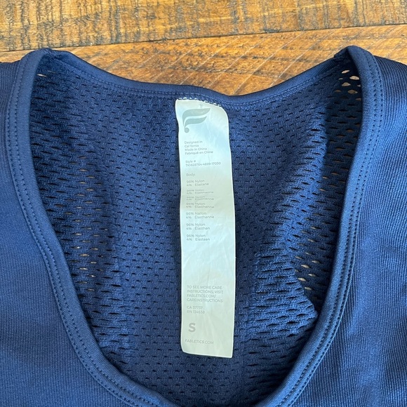 Fabletics Dark Blue Athletic Tank Top - Picture 2 of 4
